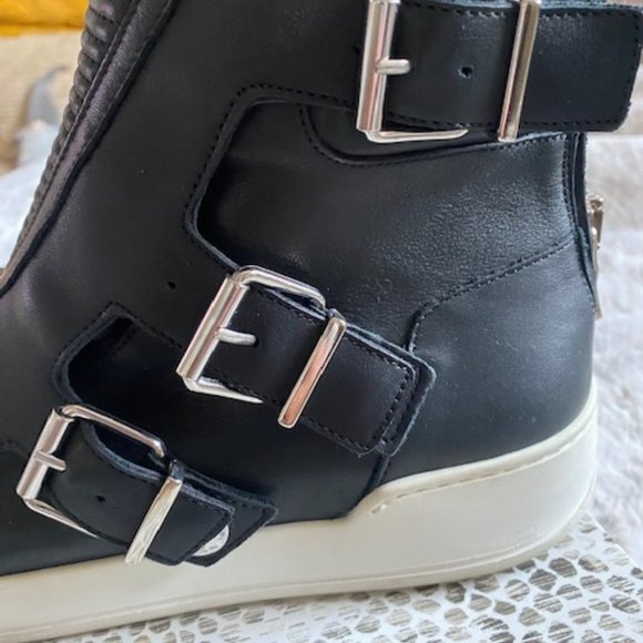 Balmain Snap on Sneakers - Picture 4 of 7